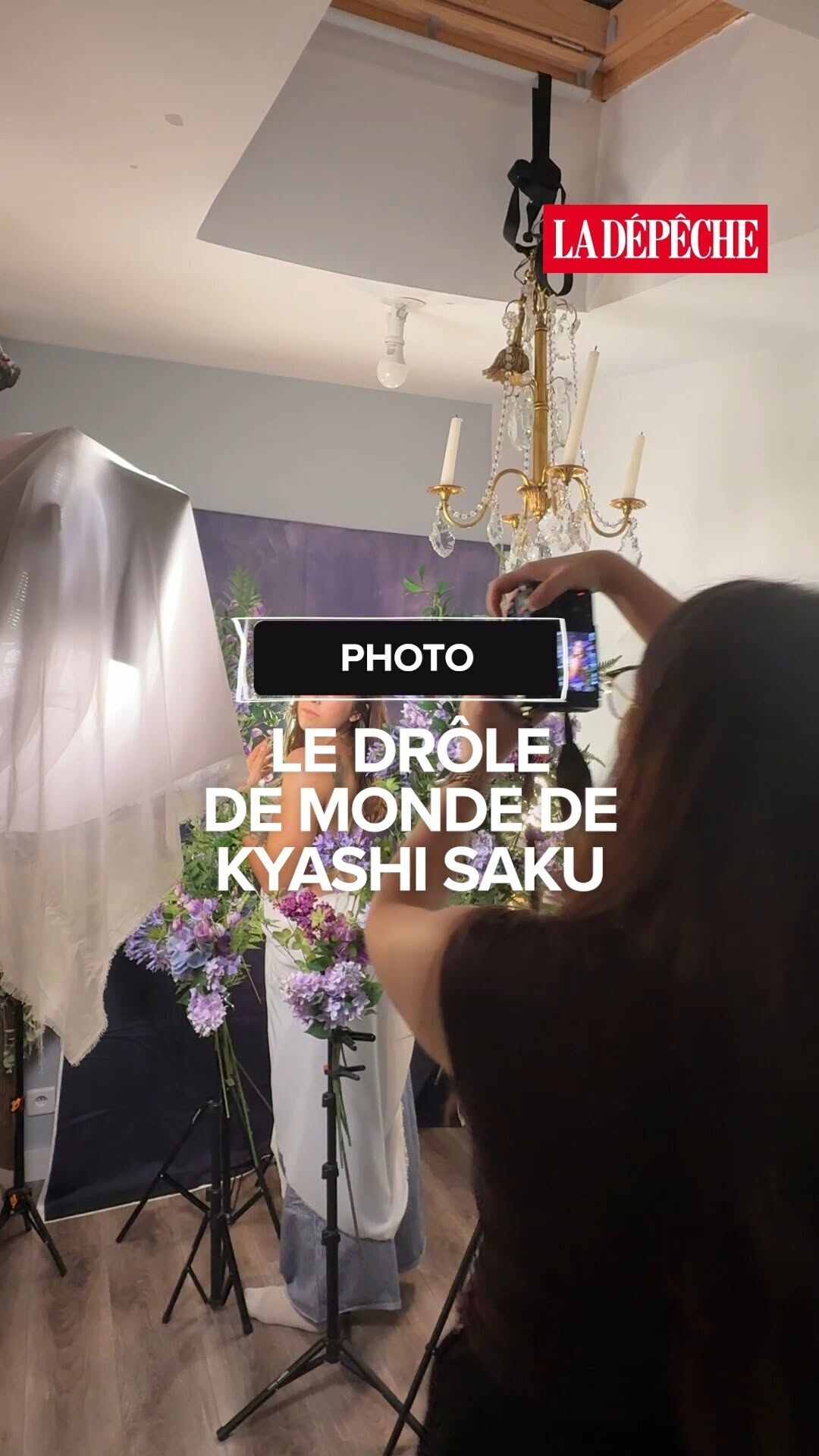 Cathy est photographe de portrait artistique et immersif à Toulouse. Avec son compte @kyashisaku Saku, elle veut aider c
