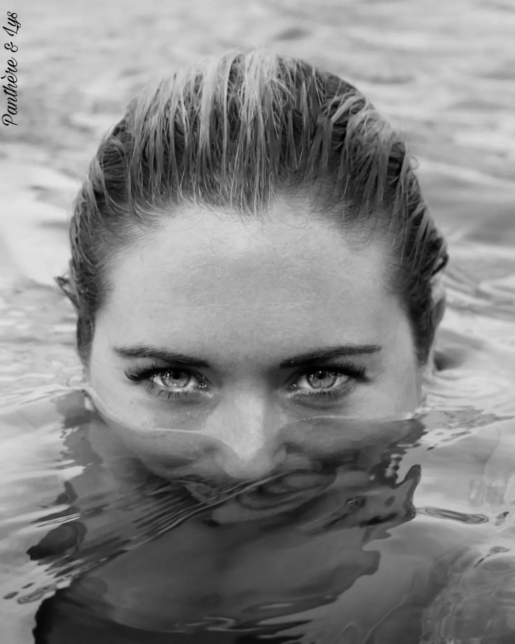 🧜♀️ The Mermaid🧜♀️
Une de mes plus belles photos pour moi, vous en pensez quoi ?
Merci ma @kri_meow d'être toujour