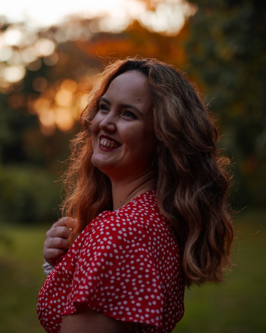 Encore un peu de couleurs automnales dans votre feed 🍂
Second shooting avec Anouk, après une séance avec son chéri, ce