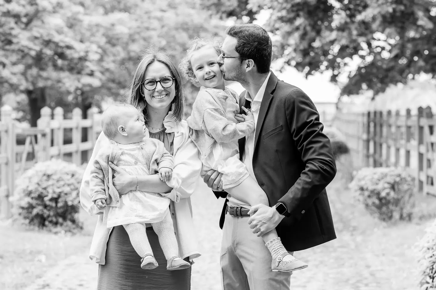Une jolie famille fidèle que j’ai eu le bonheur de retrouver pour le baptême de leurs deux filles ☀️🙏

Des moments touj