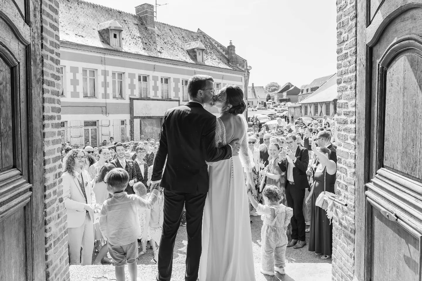 Immortaliser l’amour… saisir des instants volés… se faire toute petite, discrète comme une souris à la sortie de la mess