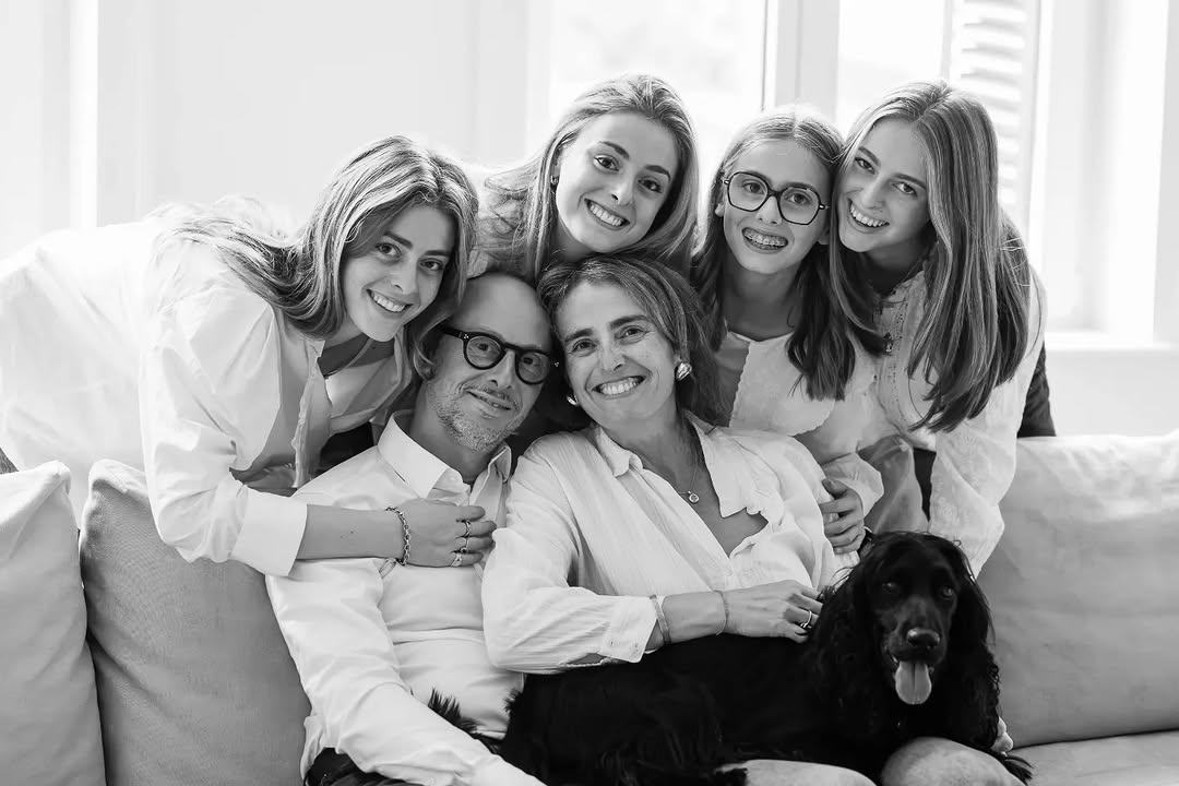 En ce mercredi, je fais toujours honneur aux familles 🤍

Cette fois-ci, une jolie famille avec des ados et des étudiant
