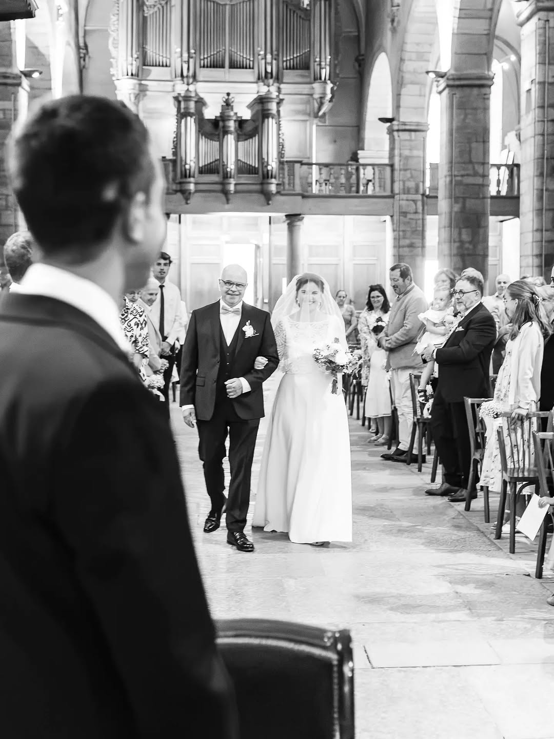 La cérémonie religieuse 📷☀️

Un instant suspendu, un moment si précieux, presque hors du temps. Celui où deux personnes